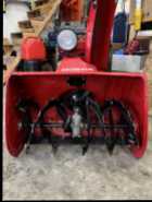 HS928 Honda Snowblower - Photo 1 of 5