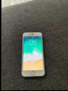 iPhone 6 unlocked in excellent condition  - Photo 1 of 3