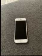 iPhone 6 unlocked in excellent condition  - Photo 2 of 3