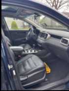 A KIA Sorento EX V6 AWD - Photo 4 of 5
