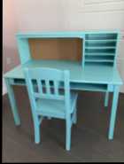 Kids desk & chair 