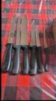 KNIFE BLOCK WITH 6 KNIVES  - Photo 4 of 6