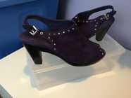 Ladies shoes