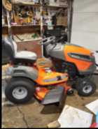 Lawn tractor 