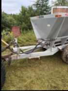 Lime Spreader - Photo 1 of 5