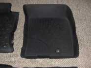 LINCOLN CORSAIR FLOOR LINERS - Photo 1 of 4