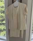Lovely outfit for mother in wedding party