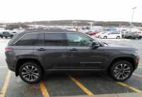 LUXURY SUV | 4X4 PERFORMANCE | LOW KMS - Photo 3 of 10