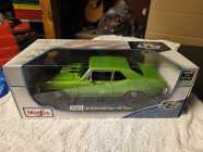 Maisto Diecast 1:18 Cars #1 - Photo 5 of 8