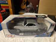 Maisto Diecast 1:18 Cars #1 - Photo 6 of 8