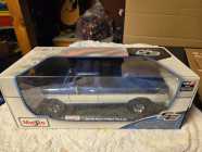 Maisto Diecast 1:18 Cars #2 - Photo 1 of 8