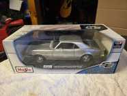 Maisto Diecast 1:18 Cars - Photo 6 of 9