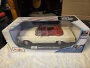 Maisto Diecast 1:18 Cars - Photo 7 of 9