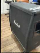 Marshall 1960A Slant 4x12 (Guitar Amp Speaker Cab) - Photo 5 of 7