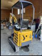 Mini excavator  - Photo 1 of 3