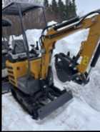 Mini excavators  - Photo 1 of 7