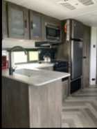 Mint, 2020 Forest River RV Wildwood X-Lite 263BHXL - Photo 9 of 10