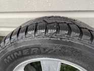 Mitsubishi winter tires and rims  - Photo 7 of 10