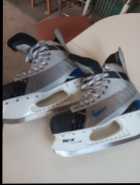 Molded Nike men's skates