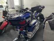 Motorcycle  - Photo 5 of 7