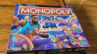 (( NEW)) SPACE JAM MONOPOLY BOARD GAME 