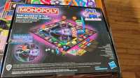 (( NEW)) SPACE JAM MONOPOLY BOARD GAME  - Photo 5 of 6