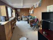 Office trailer - Photo 1 of 6