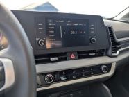 2025 Kia Sportage LX - Photo 11 of 18