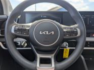 2025 Kia Sportage LX - Photo 16 of 18