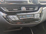 2022 Toyota C-HR Limited - Photo 12 of 17