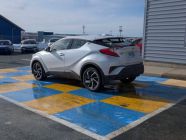 2022 Toyota C-HR Limited - Photo 5 of 17