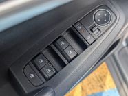 2024 Kia Seltos LX - Photo 8 of 18
