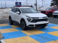 2025 Kia Sportage LX - Photo 2 of 18