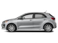 2022 Kia Rio 5-door LX+ - Photo 2 of 12