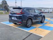 2022 Honda CR-V Touring - Photo 3 of 8