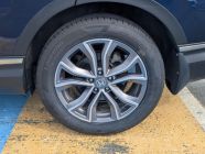 2022 Honda CR-V Touring - Photo 6 of 8
