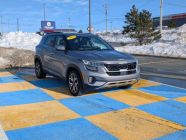 2022 Kia Seltos SX Turbo - Photo 2 of 20