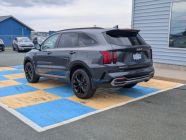 2023 Kia Sorento EX - Photo 5 of 20