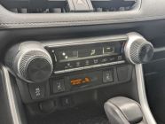 2020 Toyota RAV4 LE - Photo 12 of 13