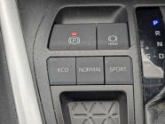 2020 Toyota RAV4 LE - Photo 14 of 18