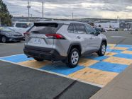 2020 Toyota RAV4 LE - Photo 3 of 13