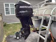 Pontoon Boat - Photo 5 of 7