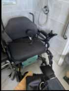 XX pull up. Wheel chair and compde