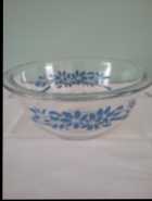 Pyrex bowl - Photo 2 of 3