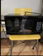 RCA microwave oven - Photo 1 of 2