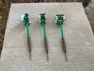 Red Dragon 30 gram darts - Photo 1 of 3