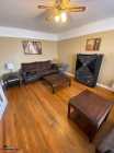 Room For Rent October 1 - Photo 2 of 7