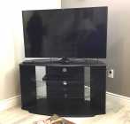 Samsung 48&rdquo; HDTV with stand