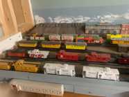 HO Scale train track and train engines along with rolling ...