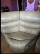 Sectional leather couch - Photo 2 of 6